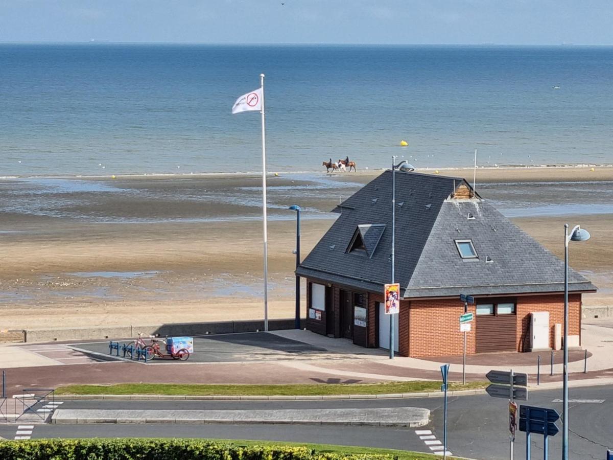 "Le Cocon D'Estelle" Grand Studio Vue Mer, 30M De La Plage Villers-sur-Mer Exteriör bild